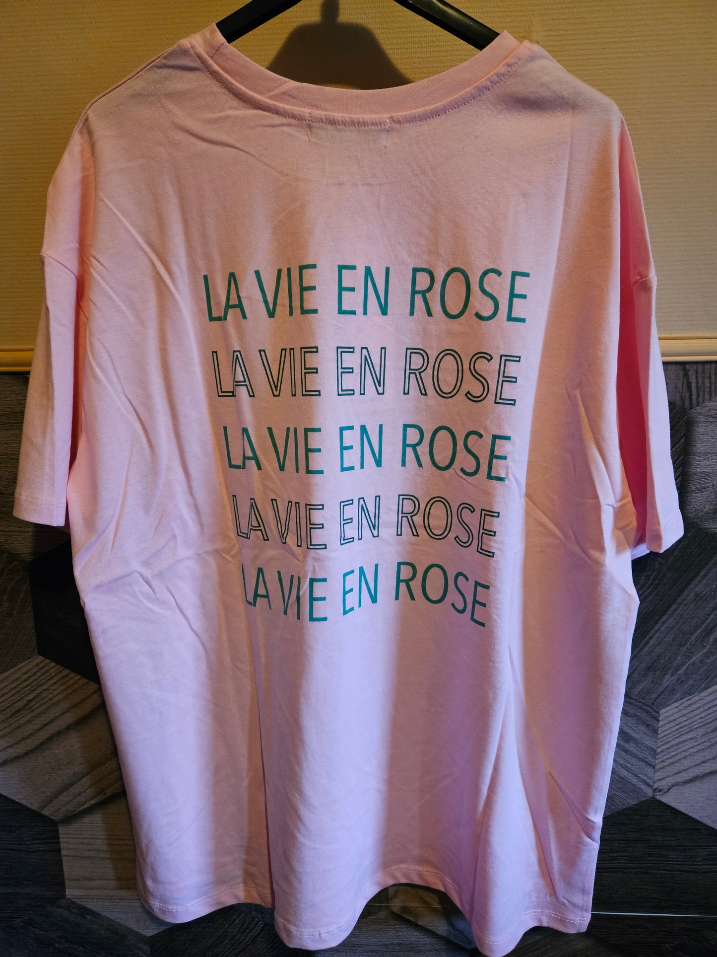 La vie rose t-shirt roze