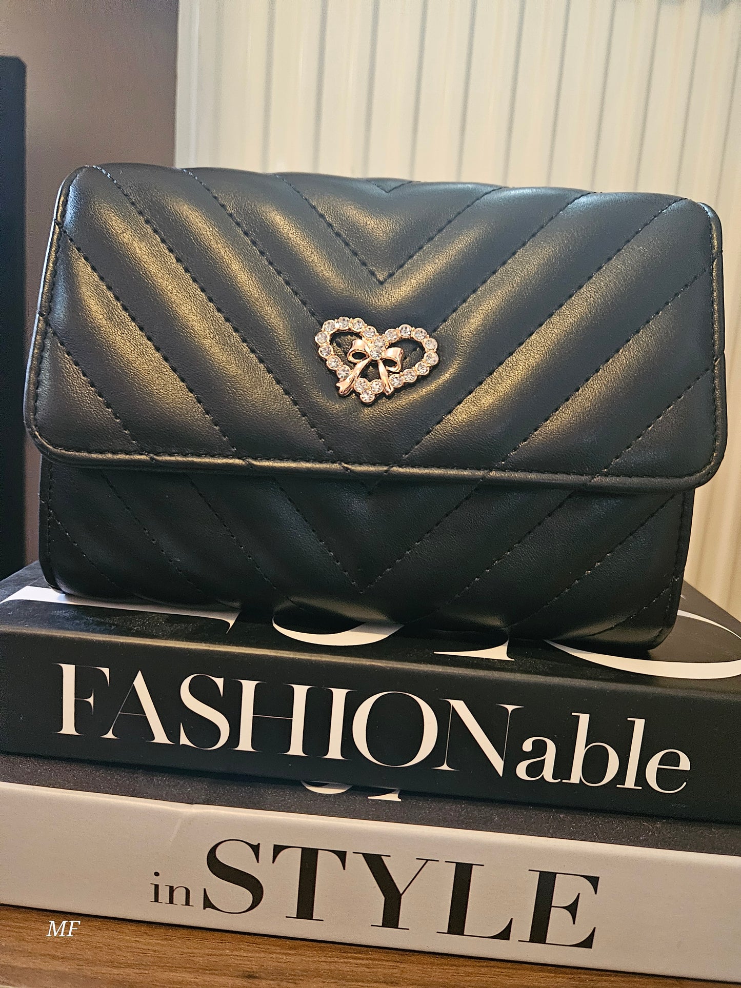 Victoria j pearlhart bag