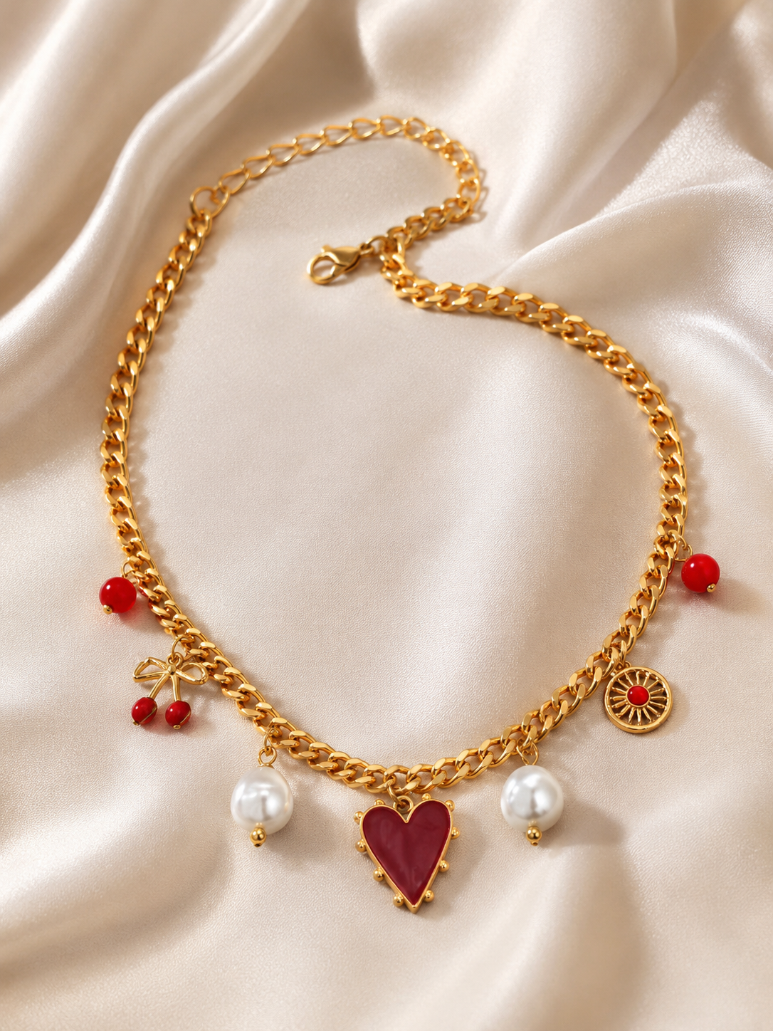 Golden Heart – Parels & Rode Bedelketting | Goudkleurig Dames Sieraad