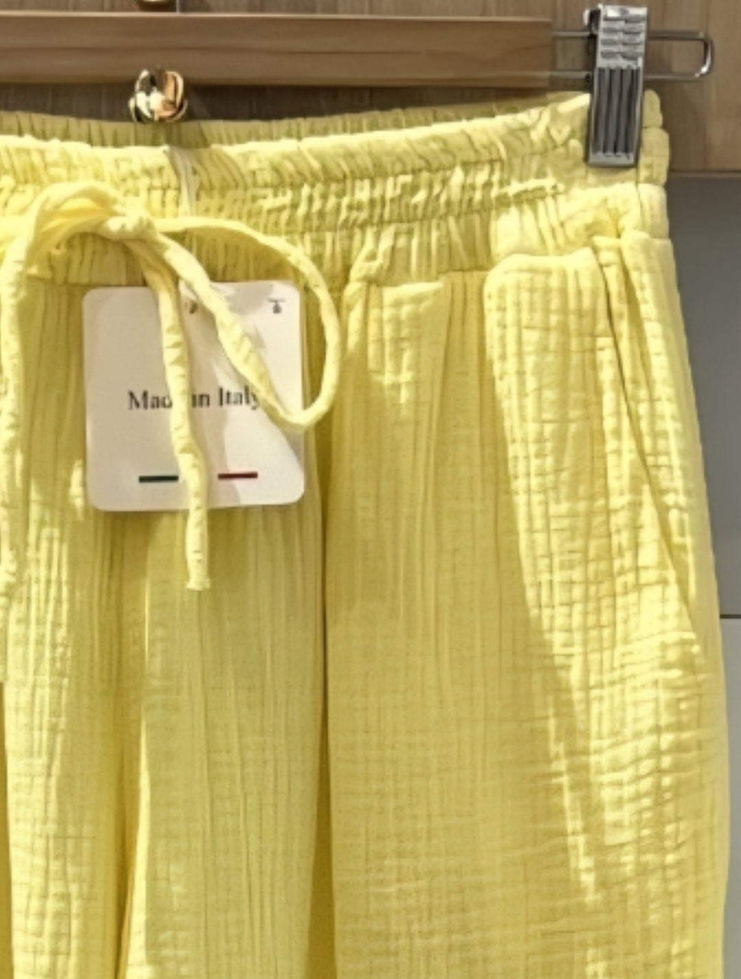 Gele katoenen broek