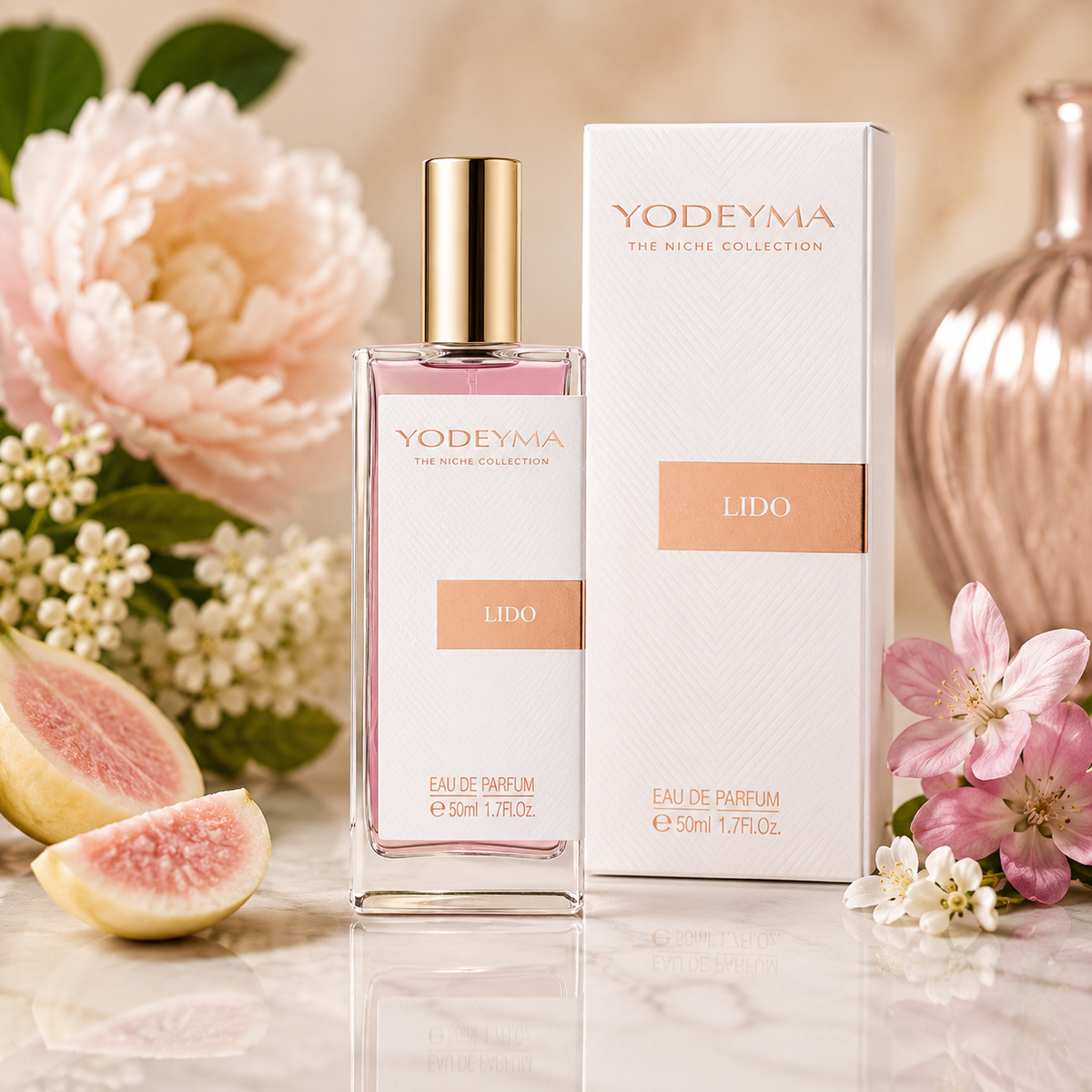 Een parfum flesje met bloemen afbeelding Yodeyma Lido eau de parfum
