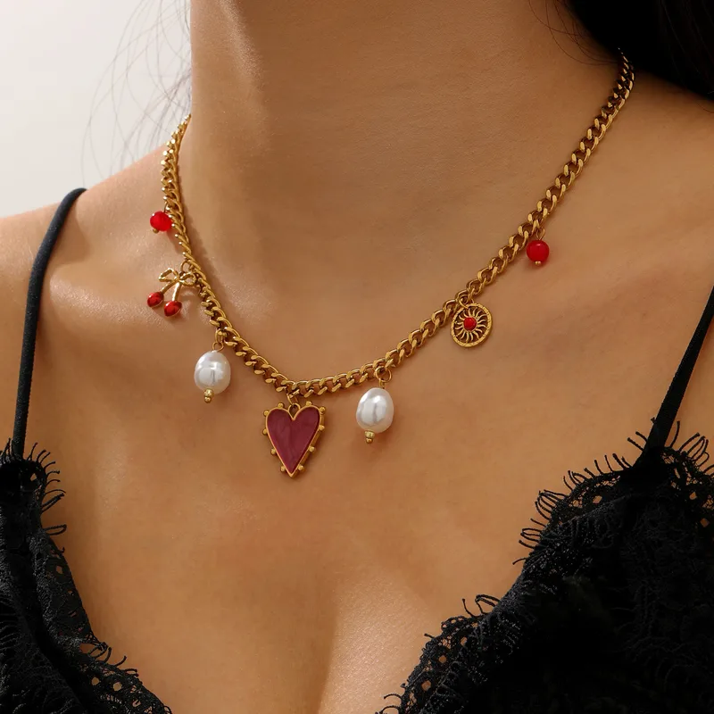 Ketting met Hartje & Parels – Goudkleurig
