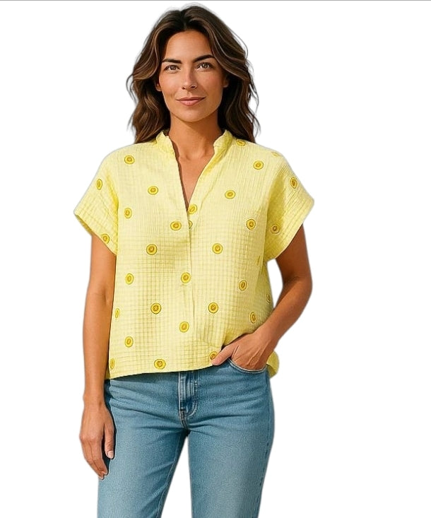 Smiley blouse butter yellow